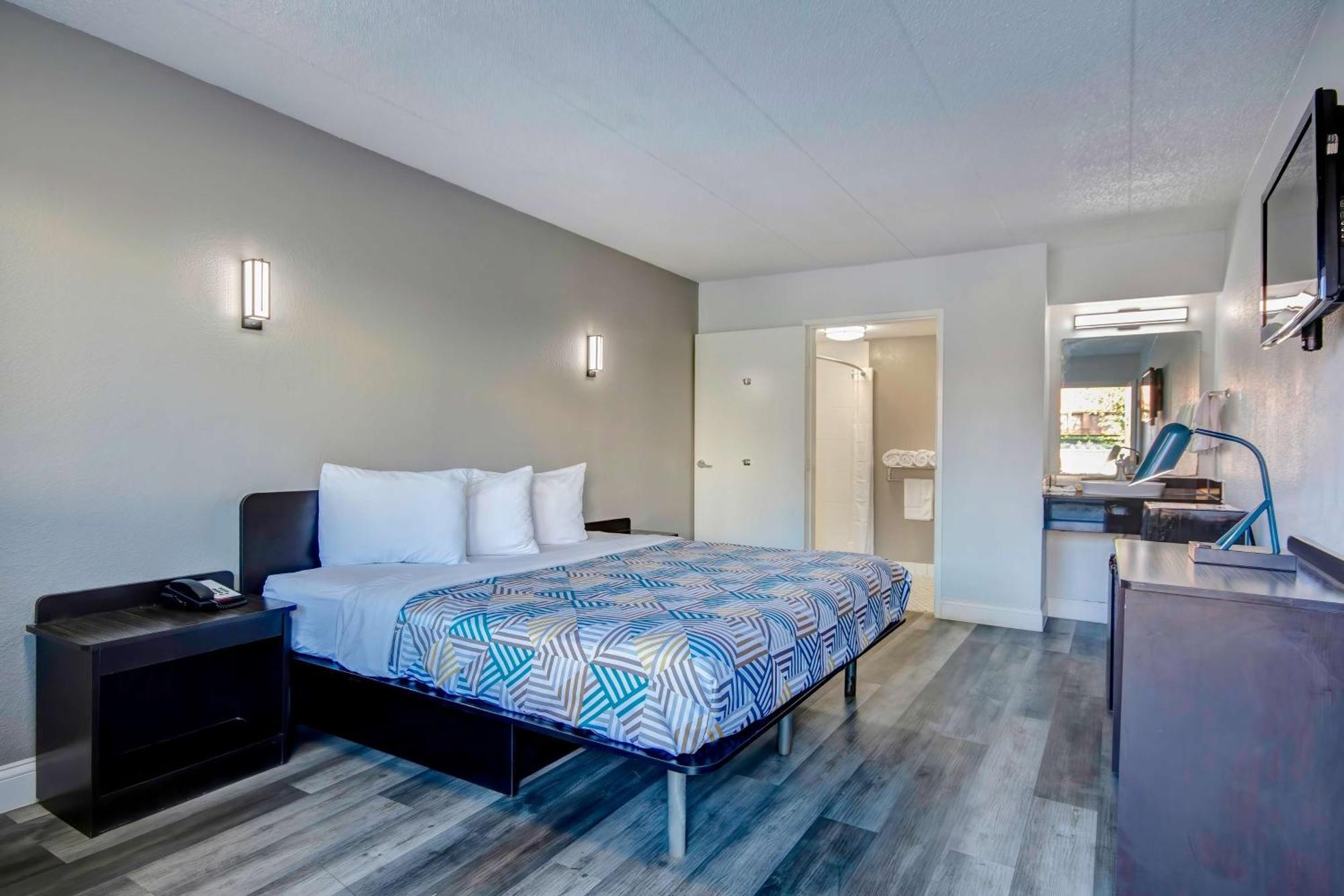 Motel 6 Columbus Oh - Osu North ภายนอก รูปภาพ